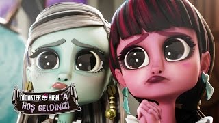 Monster High – Frankie Dracula’yı Büyülüyor