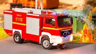 İtfaiye Kamyonu ve Polis Arabası – Kamyonlar Çocuklar İçin Çizgi Film – Akıllı arabalar
