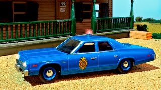 Mavi Polis Arabası ve Yarış Arabası – Akıllı Arabalar