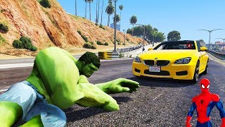 Örümcek Adam, Hulk’a Yeni Arabayla Çarpıyor Şimşek McQueen